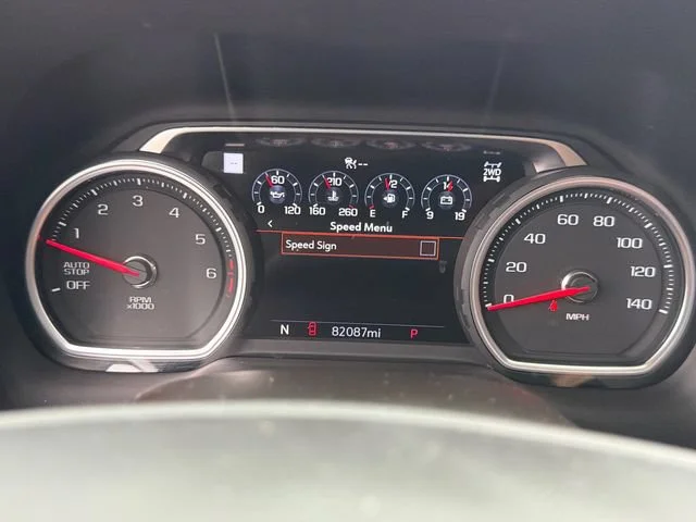 Used 2021 SUMMIT WHITE Chevrolet High Country image 27