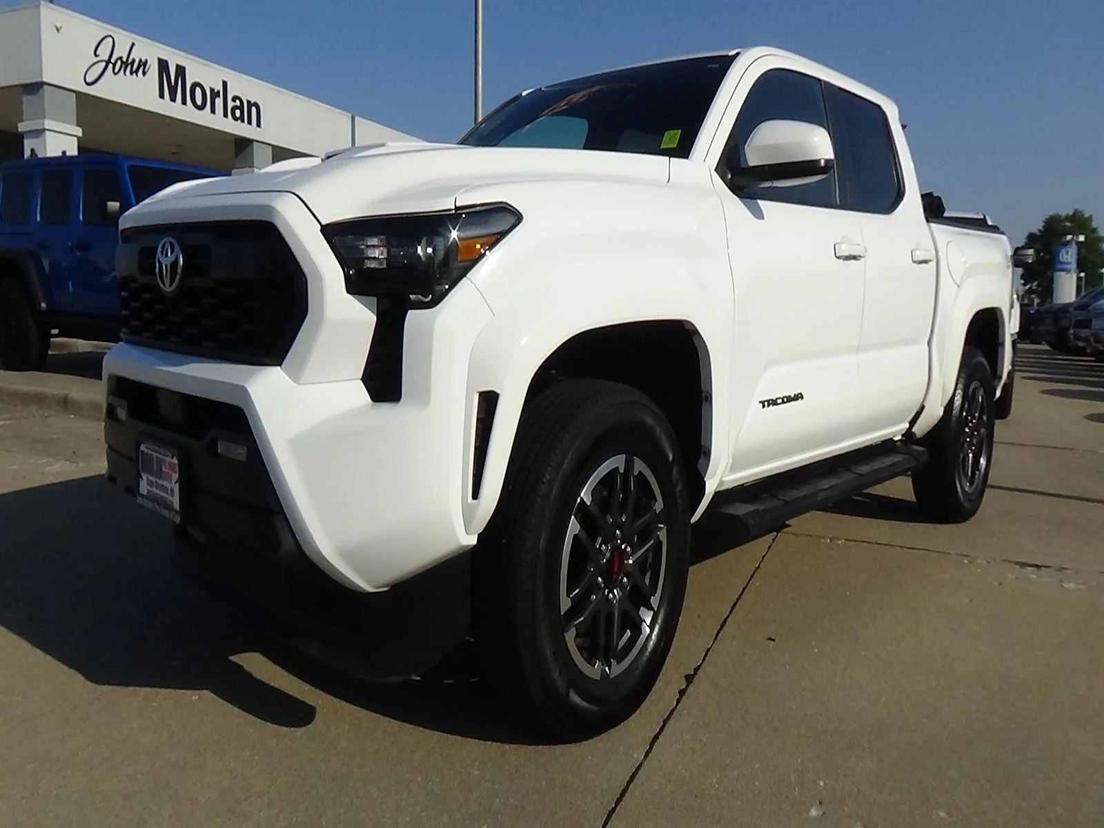 Used 2025 Ice Cap (040) Toyota TRD Sport image 2