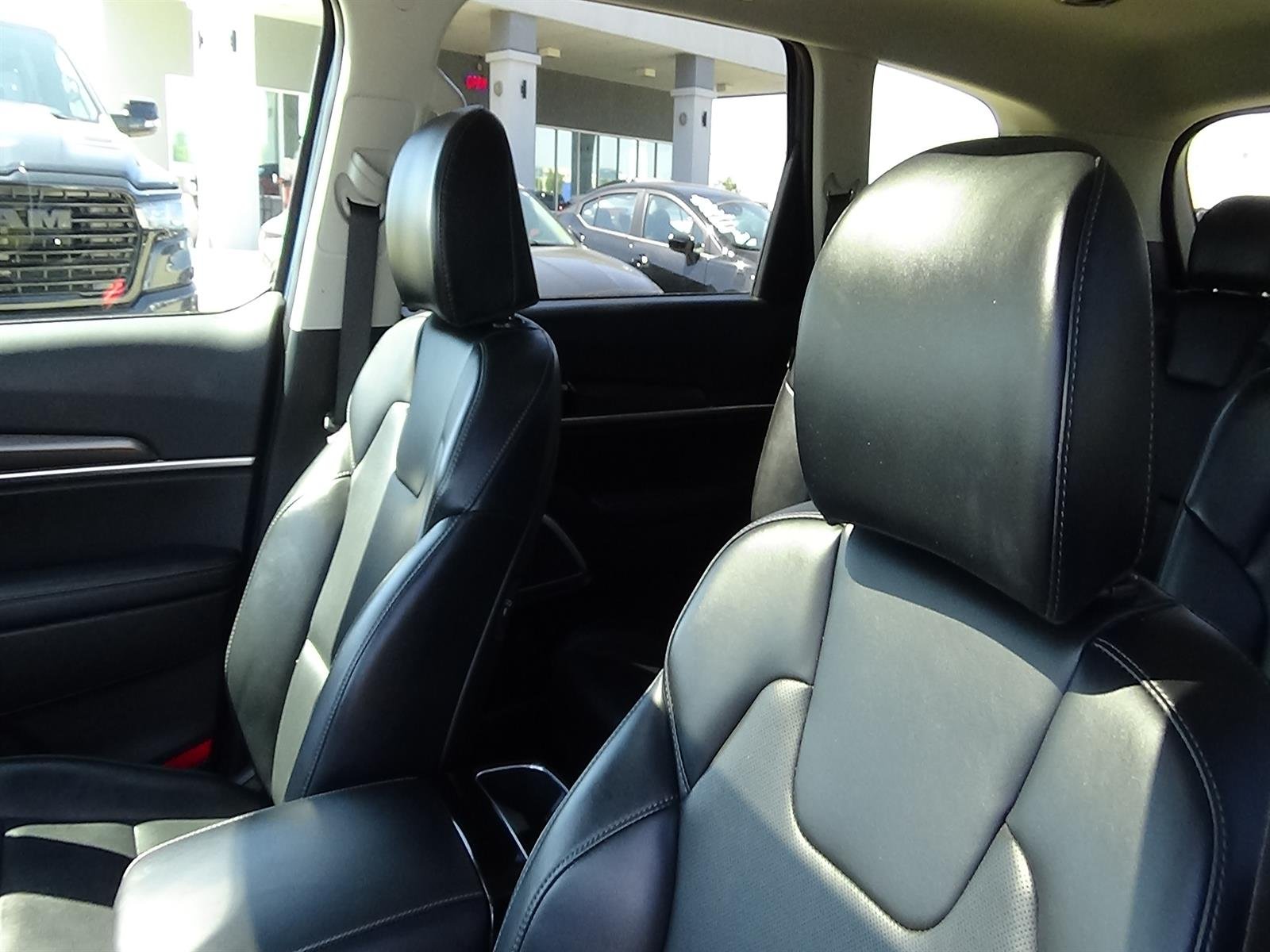 Used 2025 Midnight Lake Blue (mlb) Kia S image 18