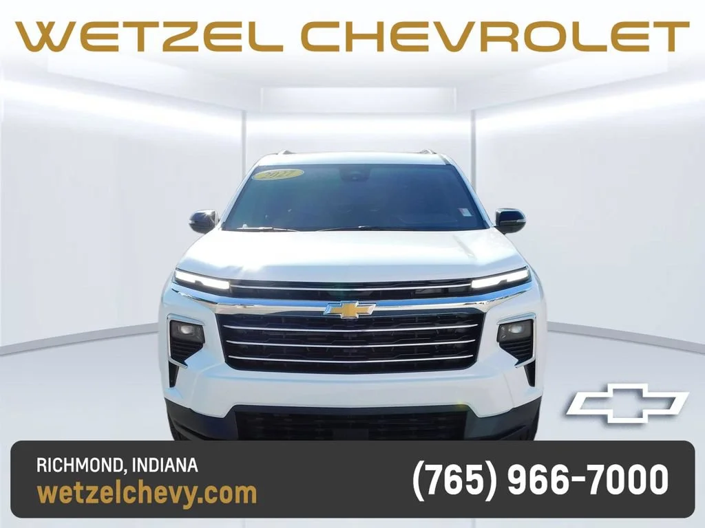 New 2027 Summit White Chevrolet LT image 8