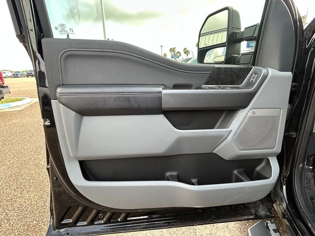 Used 2025 Black Ford XLT image 12