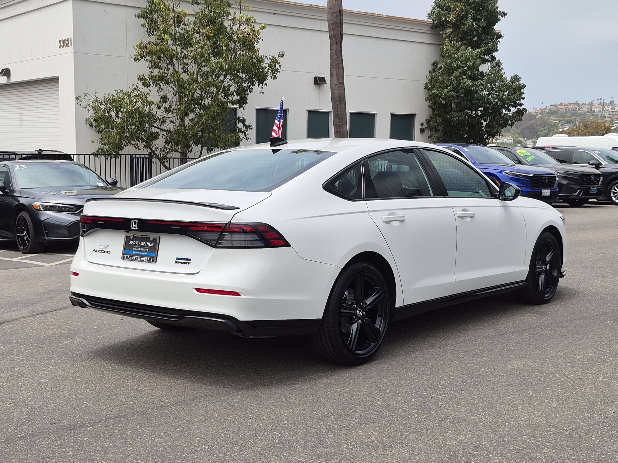 New 2026 Platinum White Pearl Honda Sport-L image 11
