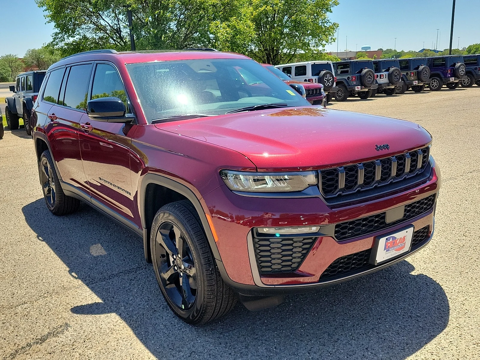 New 2026 Velvet Red Pearlcoat Jeep L LIMITED 4X4 image 6