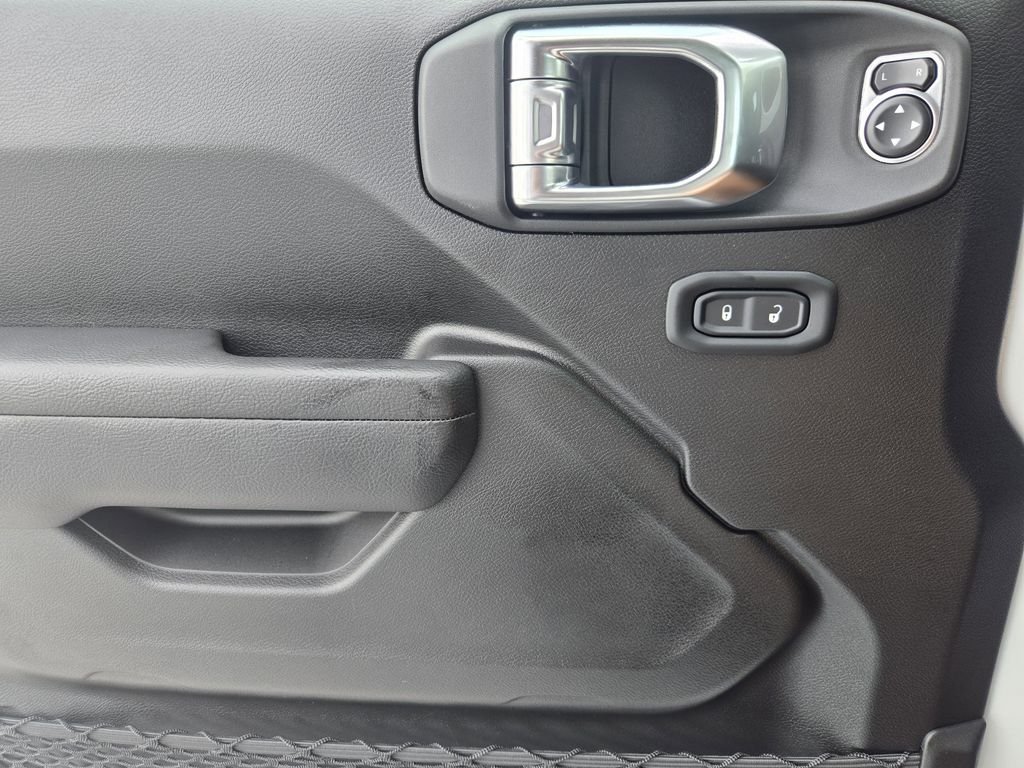 2025 Jeep Wrangler 4-Door Sport S - Photo 17