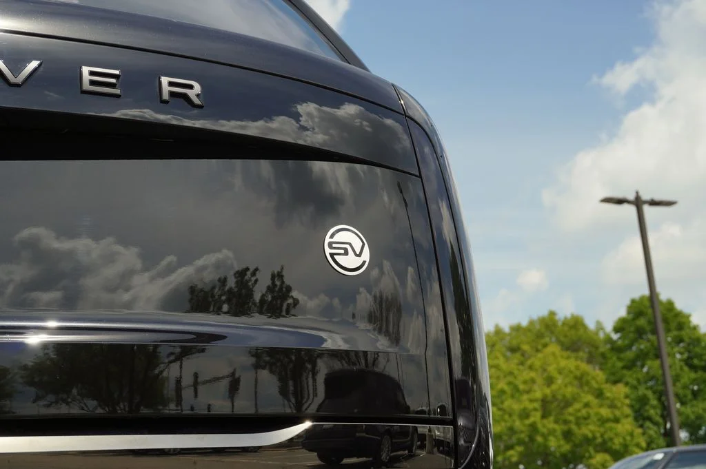 New 2026 Obsidian Black in Gloss Finish Land Rover SV image 8