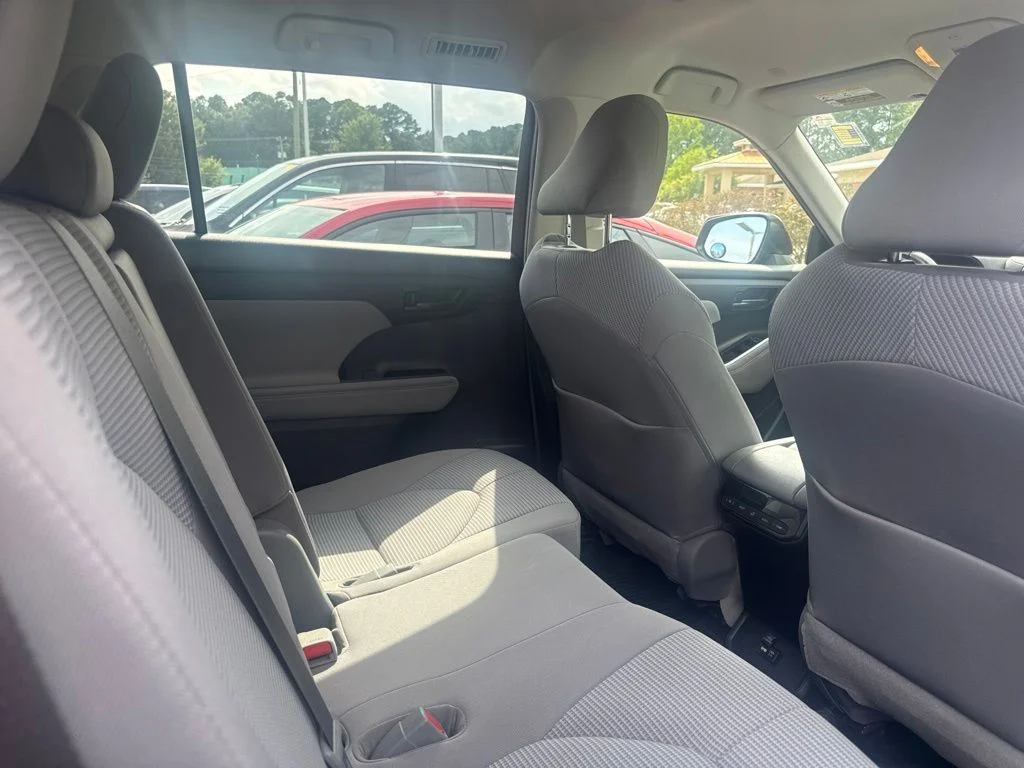 Used 2020 Red Toyota LE image 8