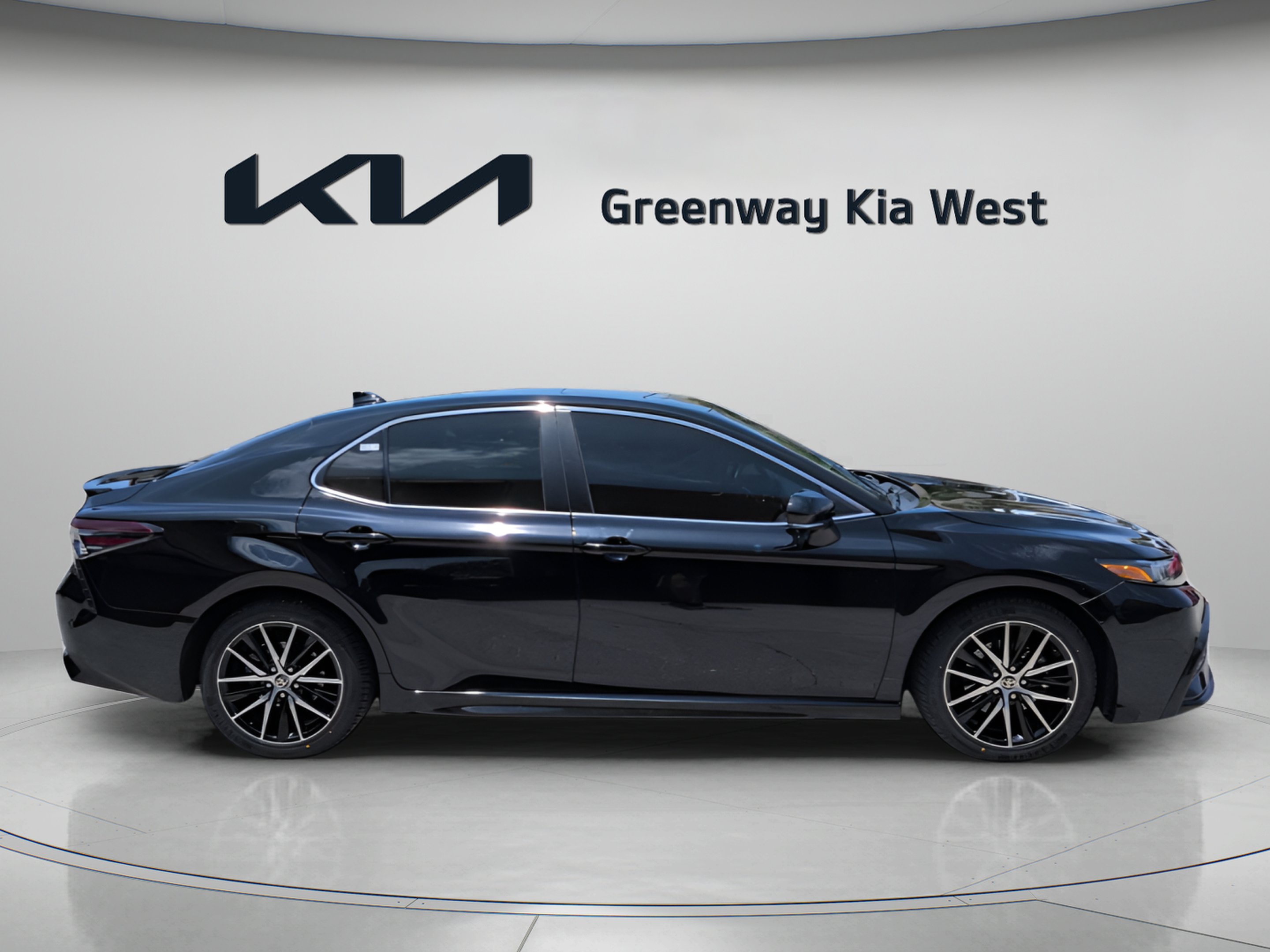 Used 2023 Midnight Black Metallic Toyota SE image 9