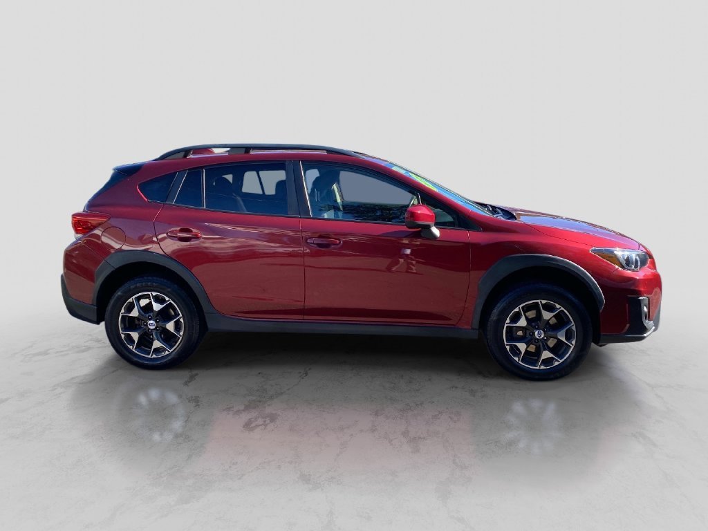 Used 2018 Red Subaru 2.0i Premium image 9