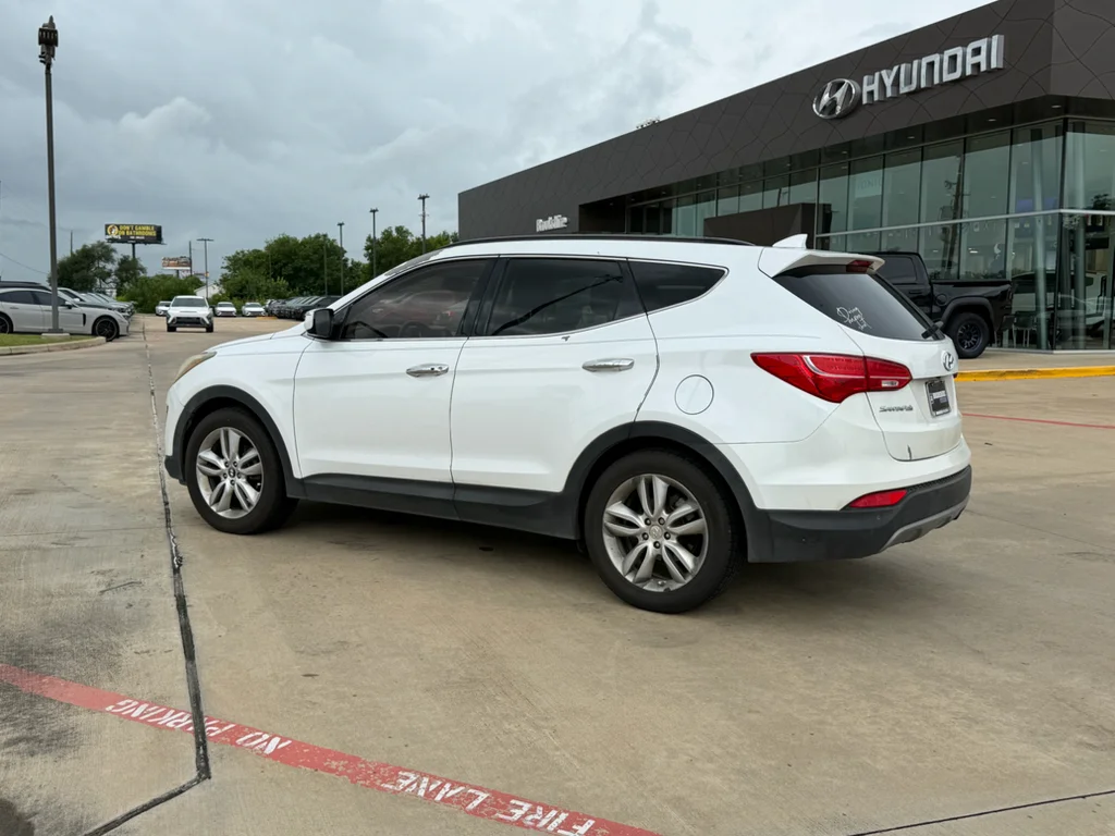 Used 2014 Frost White Pearl Hyundai 2.0L Turbo (A6) image 3