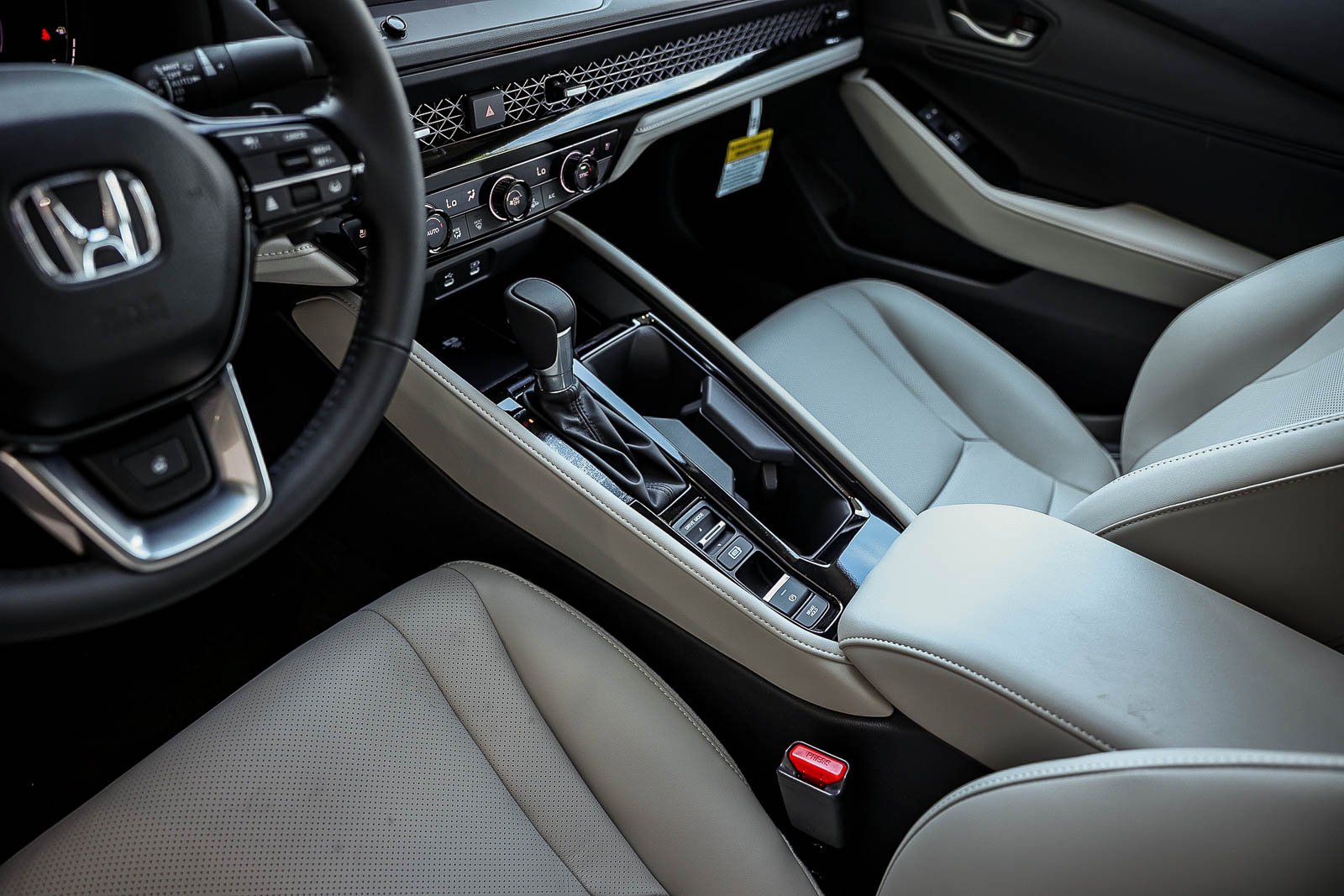 2026 Honda Accord Hybrid Touring - Photo 22