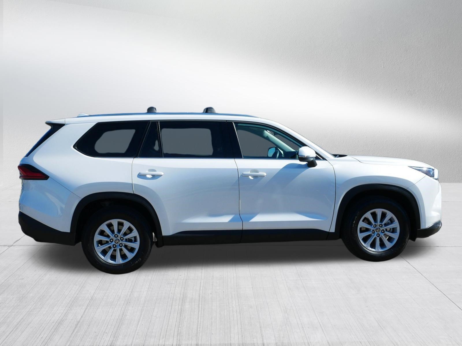 2024 Toyota Grand Highlander XLE - Photo 8