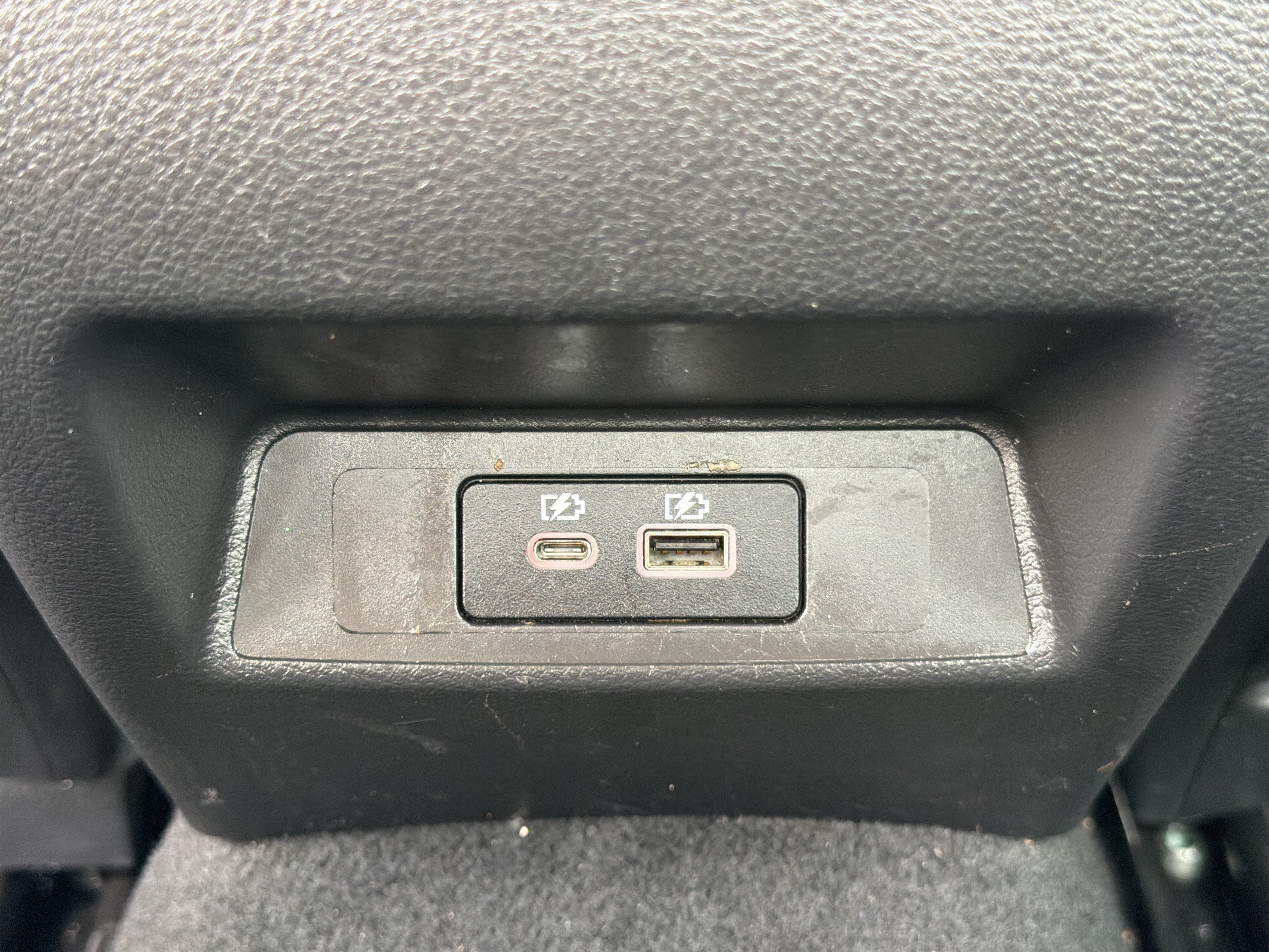 Used 2025 Super Black Nissan SV image 18