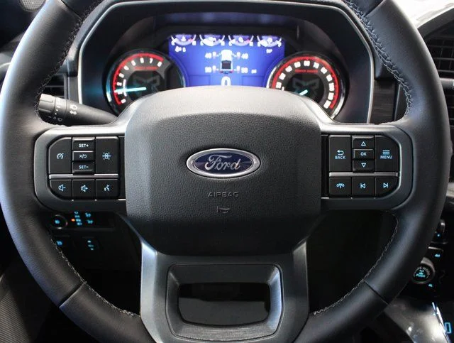 New 2023 Carbonized Gray Metallic Ford XLT image 18