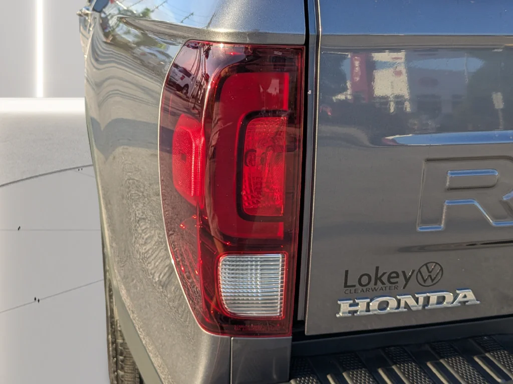 Used 2025 Gray Honda RTL image 8