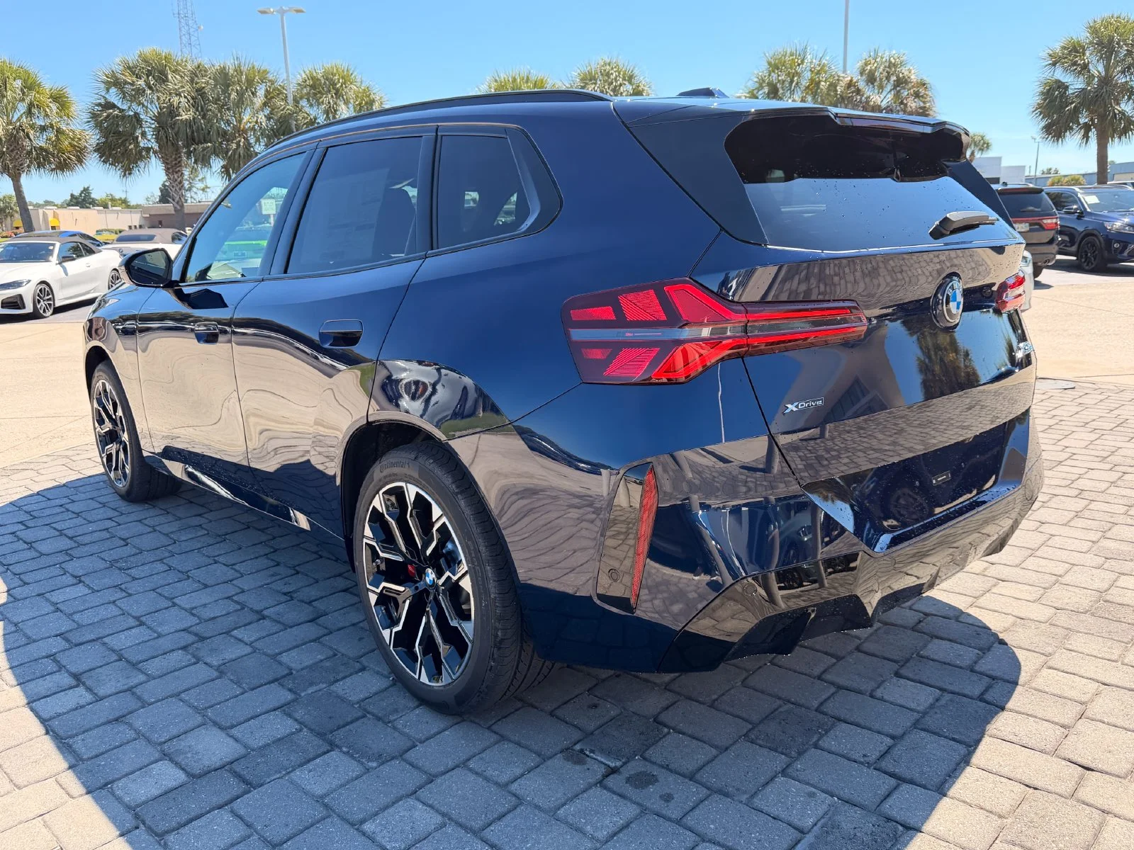 New 2026 Tanzanite Blue II Metallic BMW 30 xDrive image 11