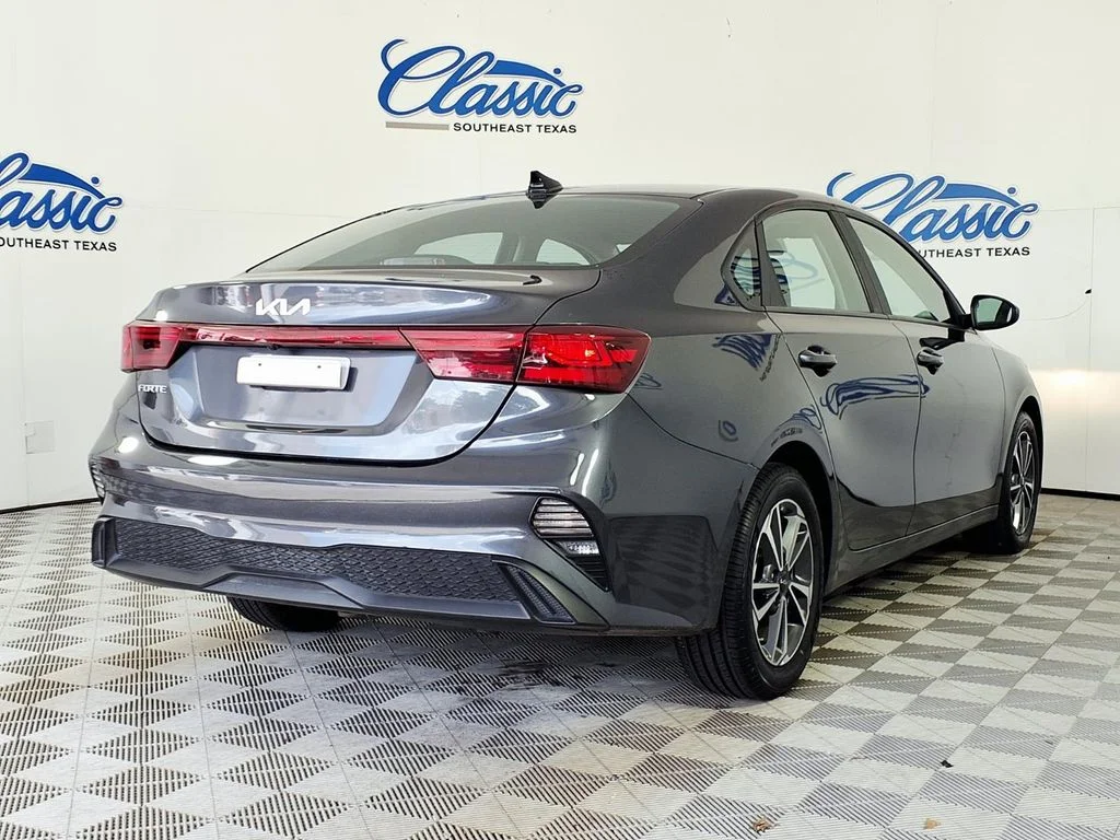 Certified Used 2024 Gray Kia LXS image 6