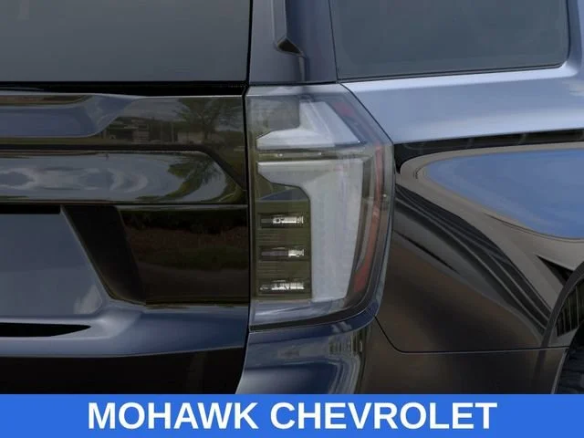 2026 Chevrolet Suburban Z71 - Photo 11