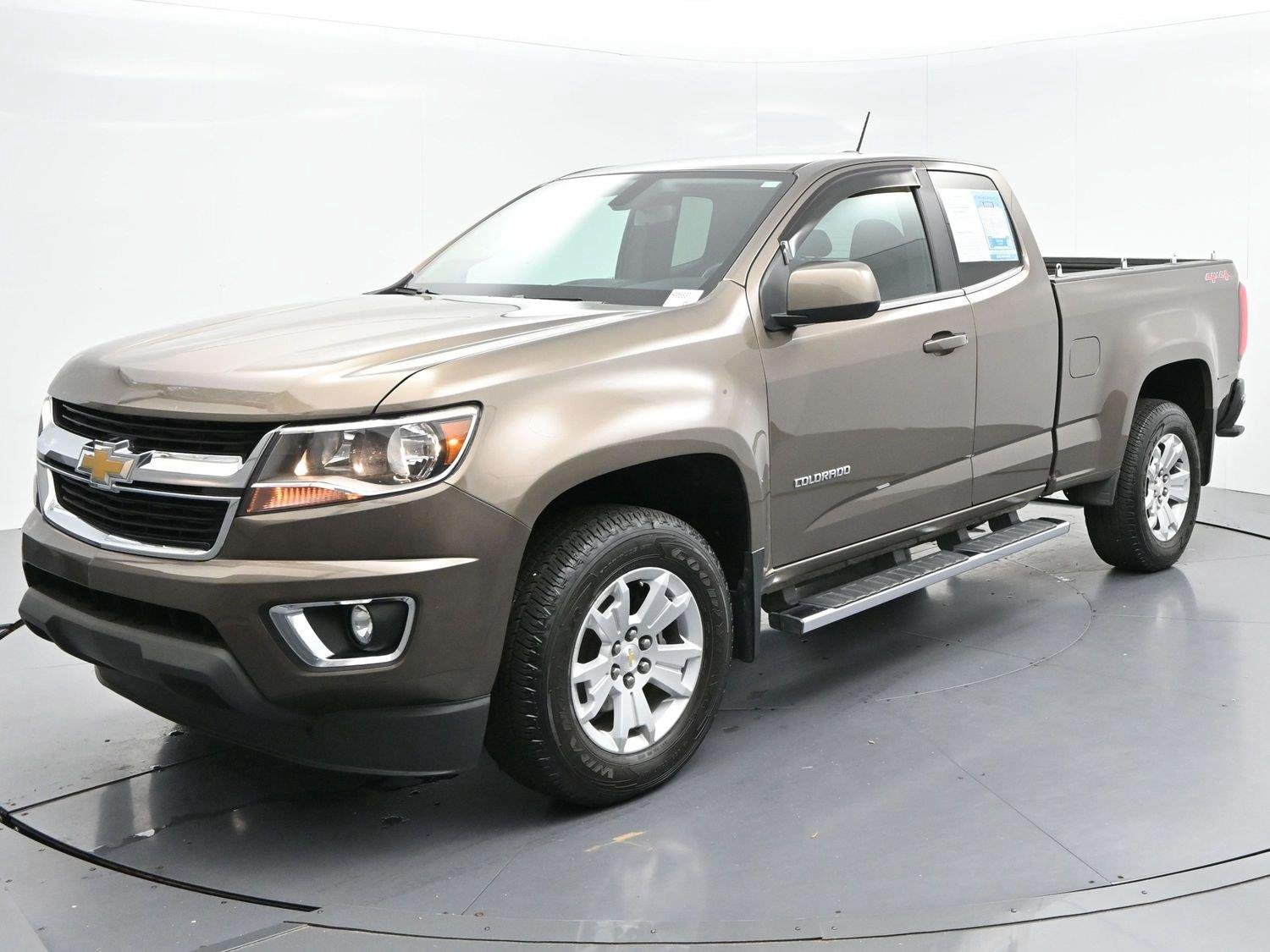 Used 2015 Brownstone Metallic Chevrolet 4WD LT image 3