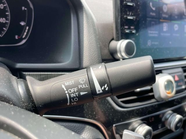 Used 2022 Still Night Pearl Honda Sport image 24
