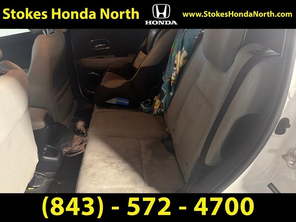 Used 2020  Honda EX image 2