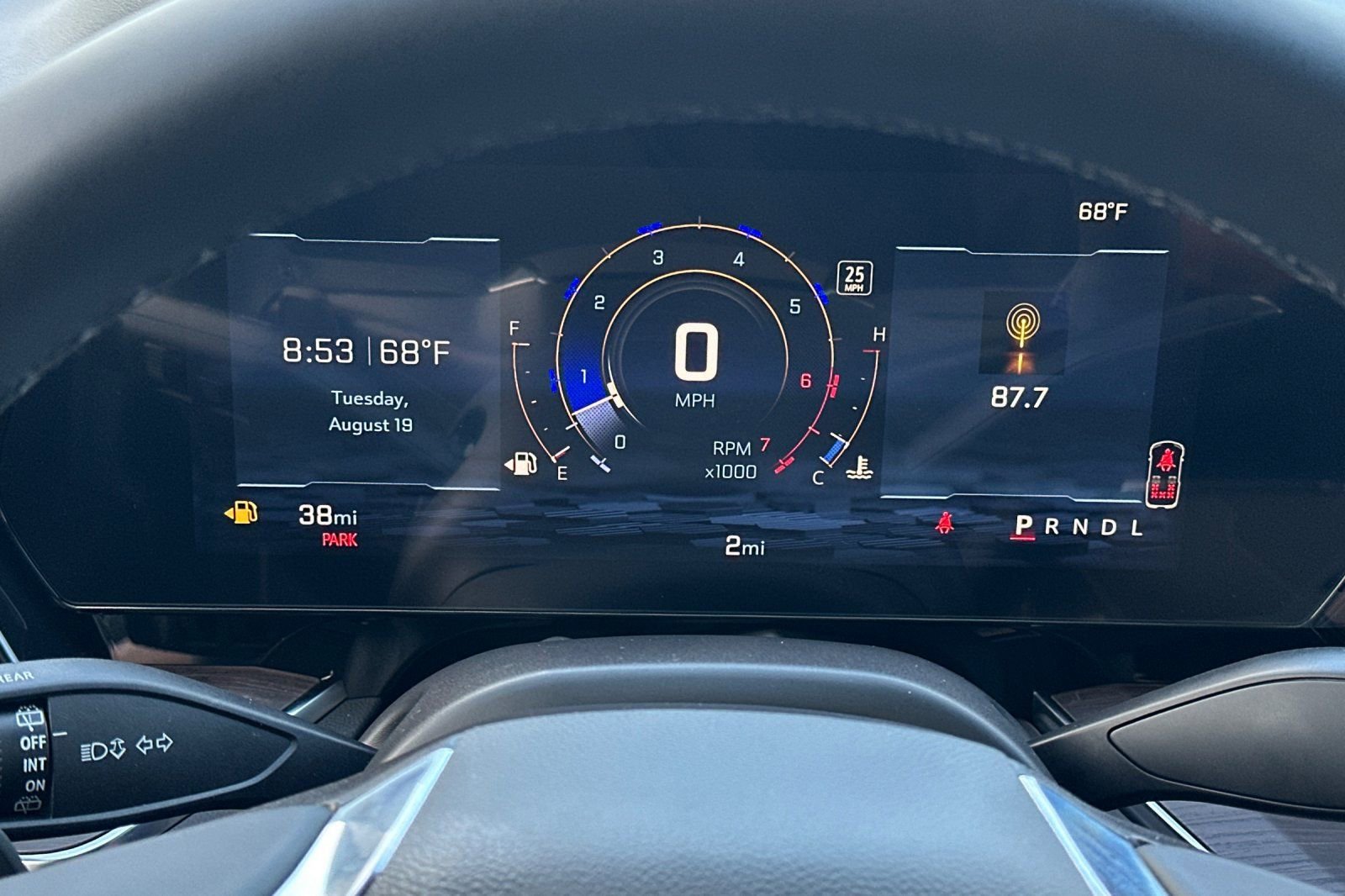 2025 Chevrolet Suburban Premier - Photo 27