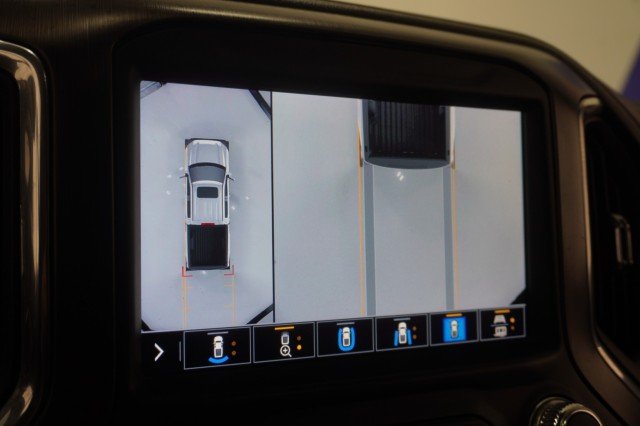 Used 2021 BLACK GMC AT4 image 35