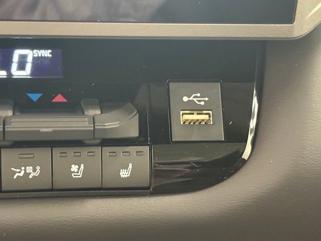 2026 Toyota Tundra Platinum - Photo 25