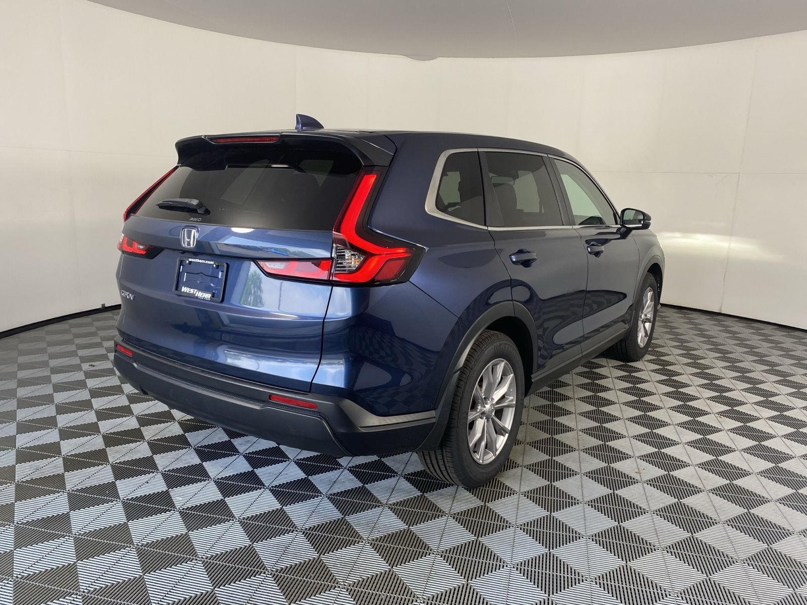 Used 2024 Canyon River Blue Metallic Honda EX image 8
