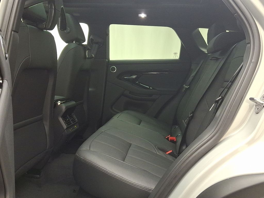 New 2026 Seoul Pearl Silver Land Rover S image 6