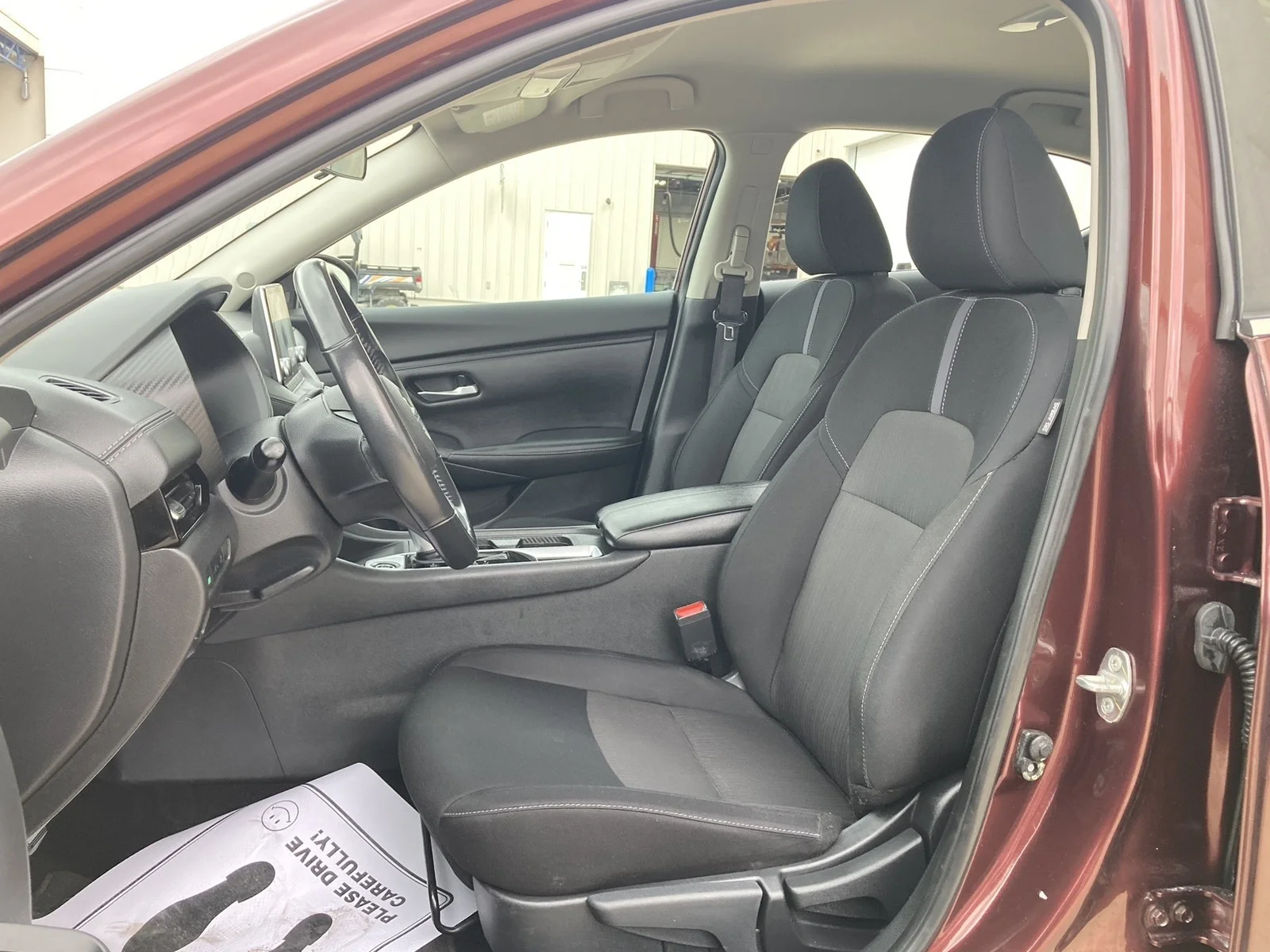 Used 2022 Rosewood Metallic Nissan SV image 22