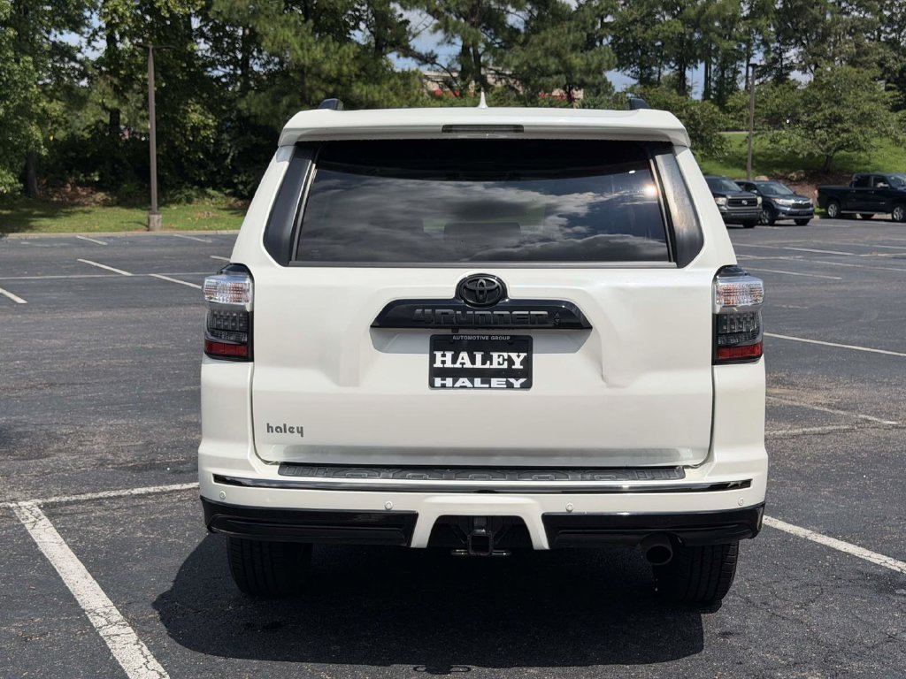 Used 2020 White Toyota Nightshade image 21