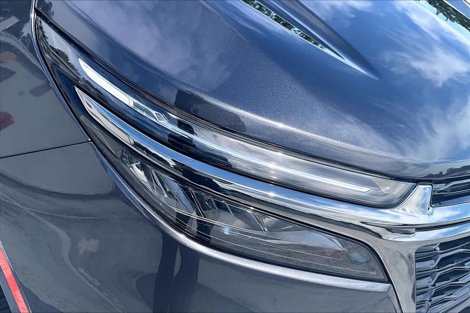 Used 2023 Iron Gray Metallic Chevrolet RS image 27