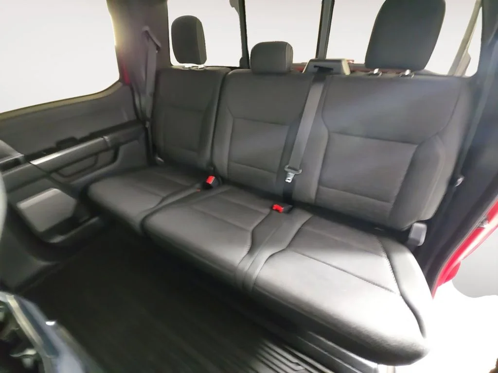 Used 2021 Red Ford XLT image 13