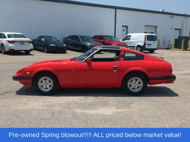 Used 1982 Red Datsun Sport image 10