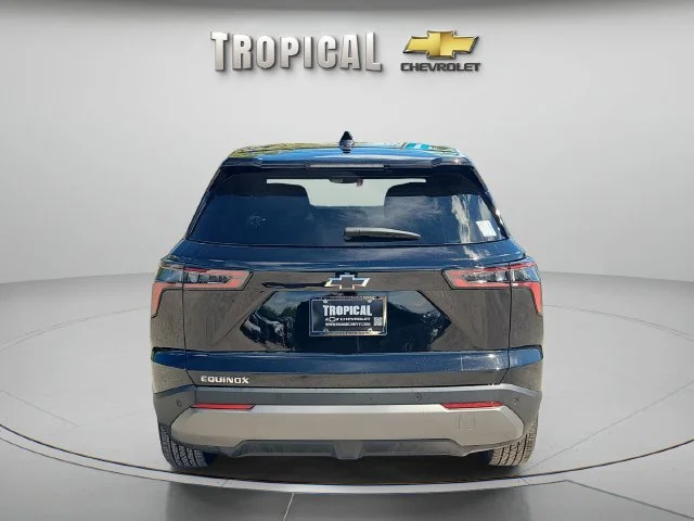 New 2027 Mosaic Black Metallic Chevrolet LT image 4