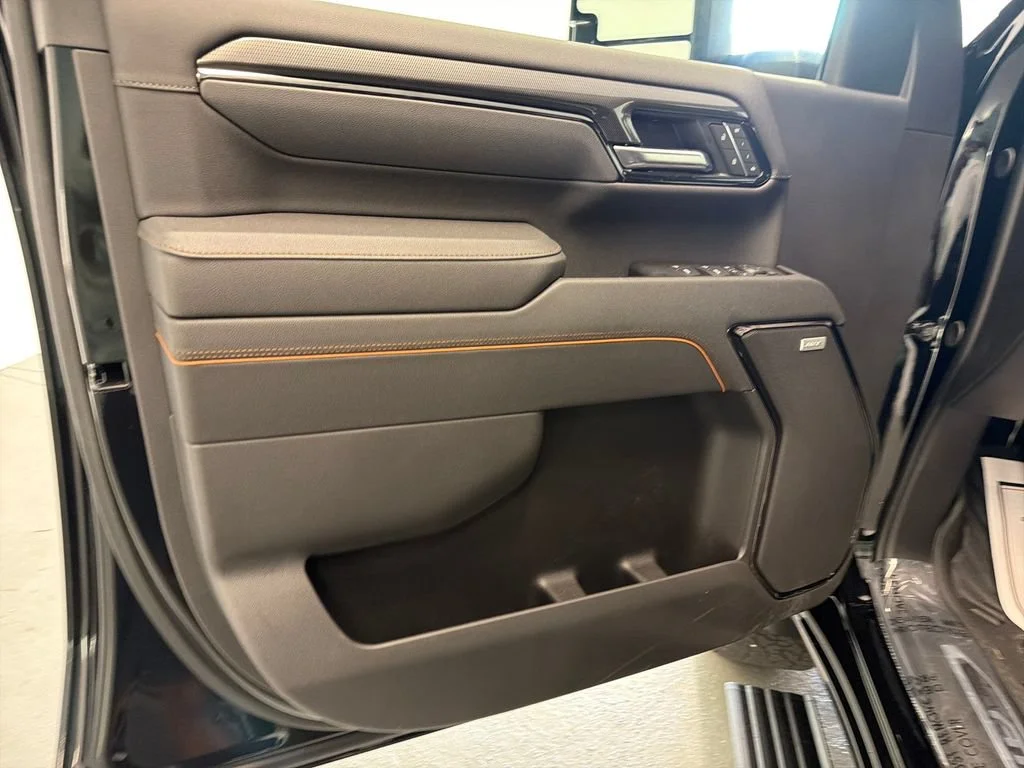 New 2026 Onyx Black GMC AT4 image 12