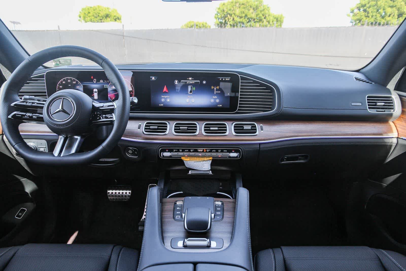 New 2026 Selenite Grey Metallic Mercedes-Benz GLS 580 image 13
