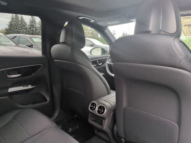 New 2026 Black Mercedes-Benz GLC 300 image 22