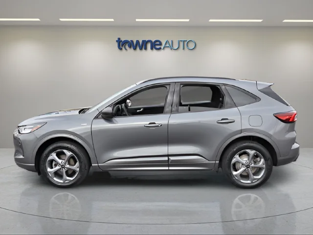 Certified Used 2023 Gray Ford ST-Line image 4