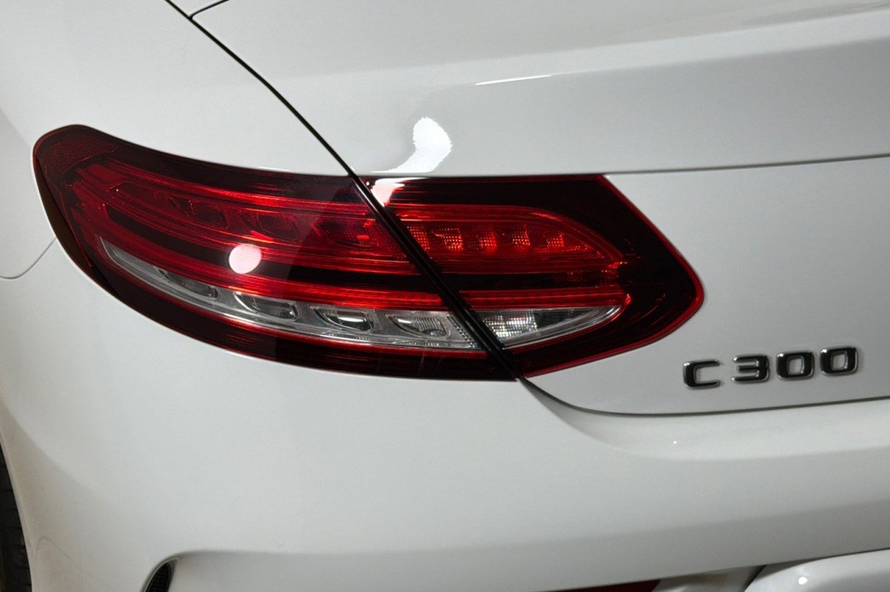 Used 2023 Polar White Mercedes-Benz C 300 image 25