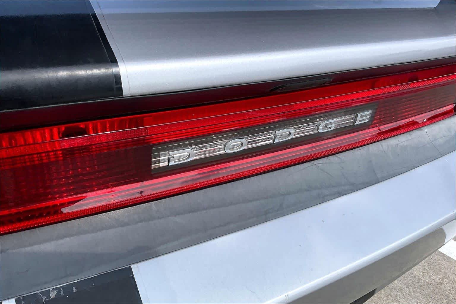 Used 2014 Billet Silver Metallic Clearcoat Dodge R/T image 27