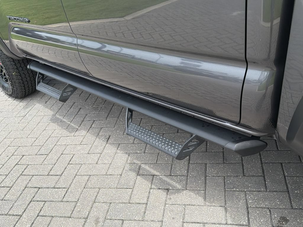 2022 Toyota Tacoma TRD Pro - Photo 18