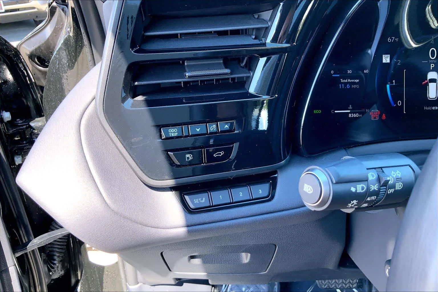 Certified Used 2025 CAVIAR Lexus Luxury image 35