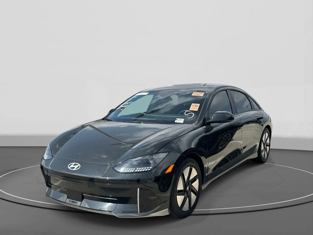 2024 Hyundai Ioniq 6 SE RWD's photo