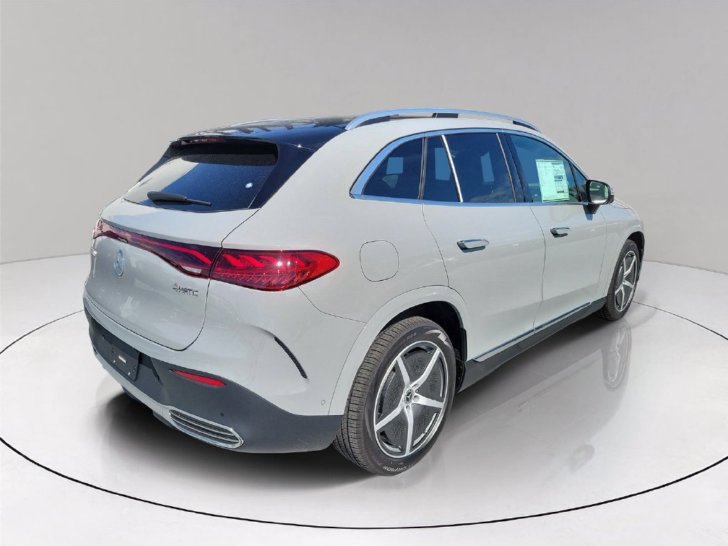 New 2027 MANUFAKTUR Alpine Grey Mercedes-Benz EQE 320 image 6