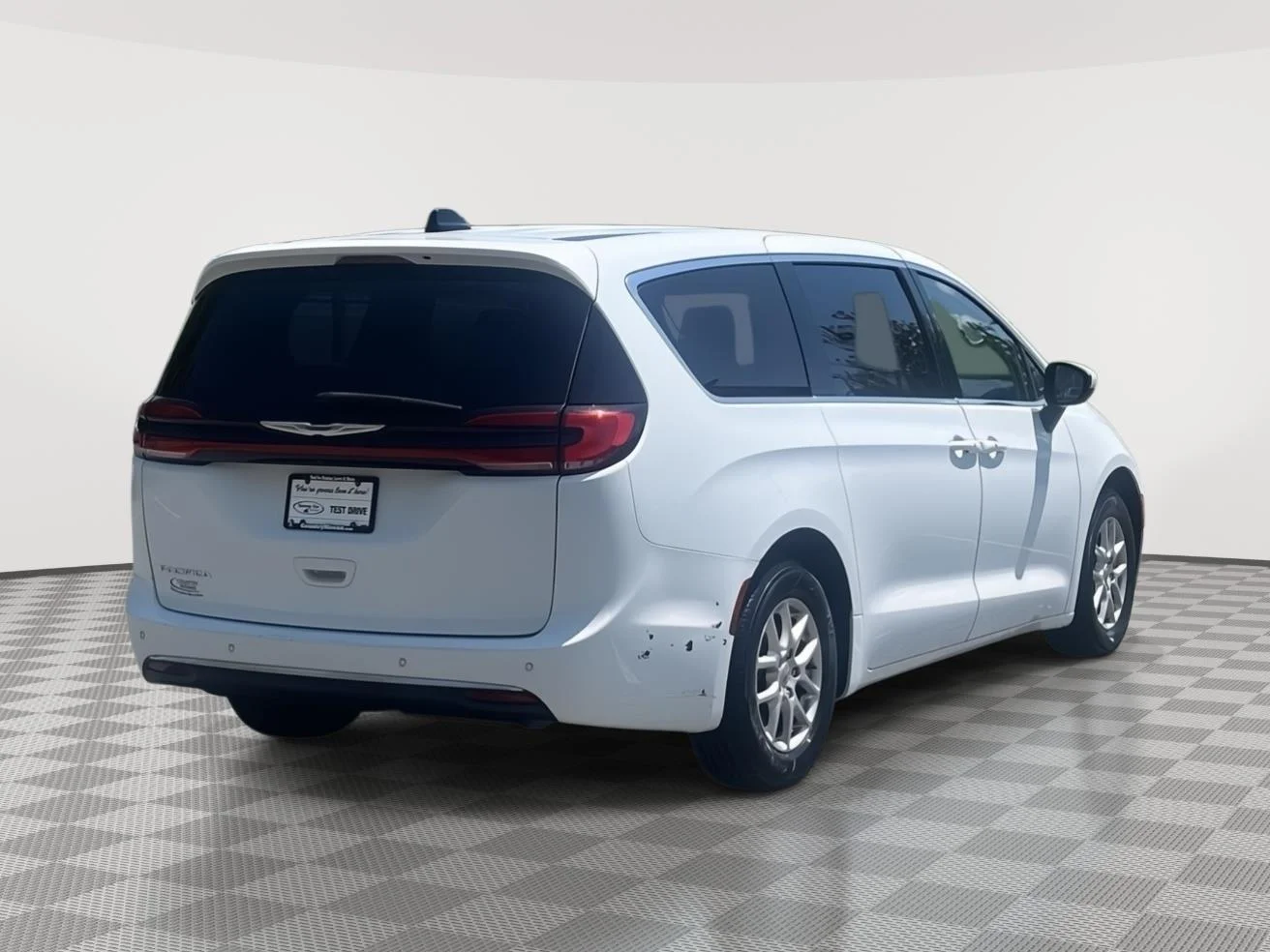 Used 2023 Bright White Clearcoat Chrysler Touring L image 5