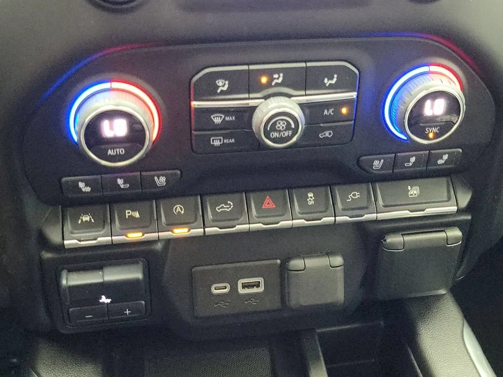 2022 Chevrolet Silverado 1500 Limited LTZ - Photo 17