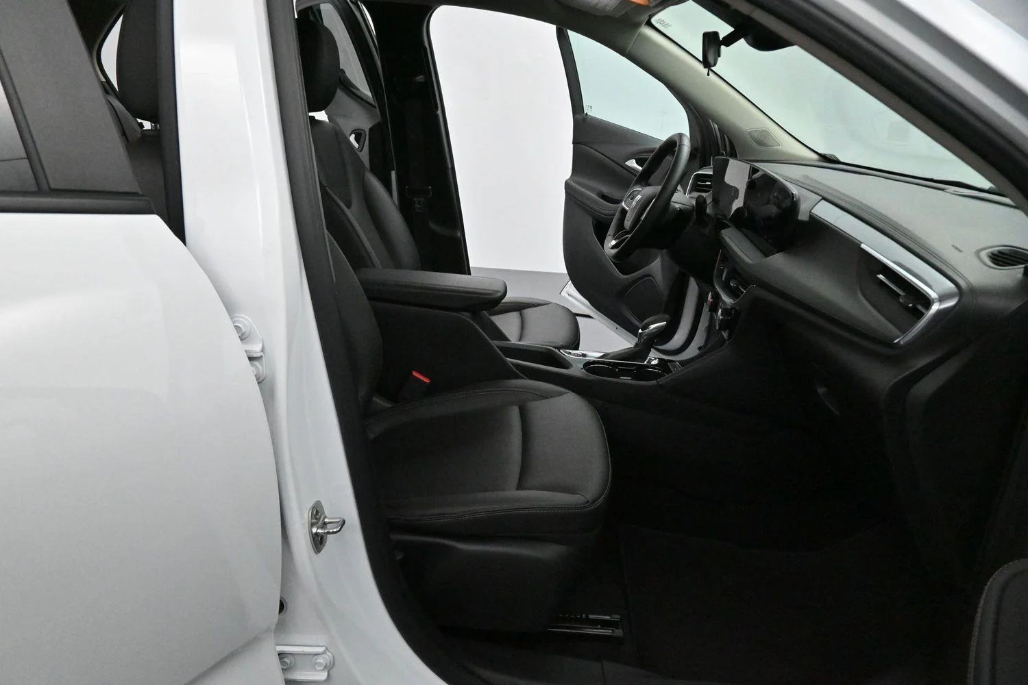 Used 2024  Buick Sport Touring image 26