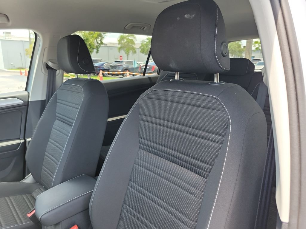 Certified Used 2023 Silver Volkswagen 2.0T S image 8