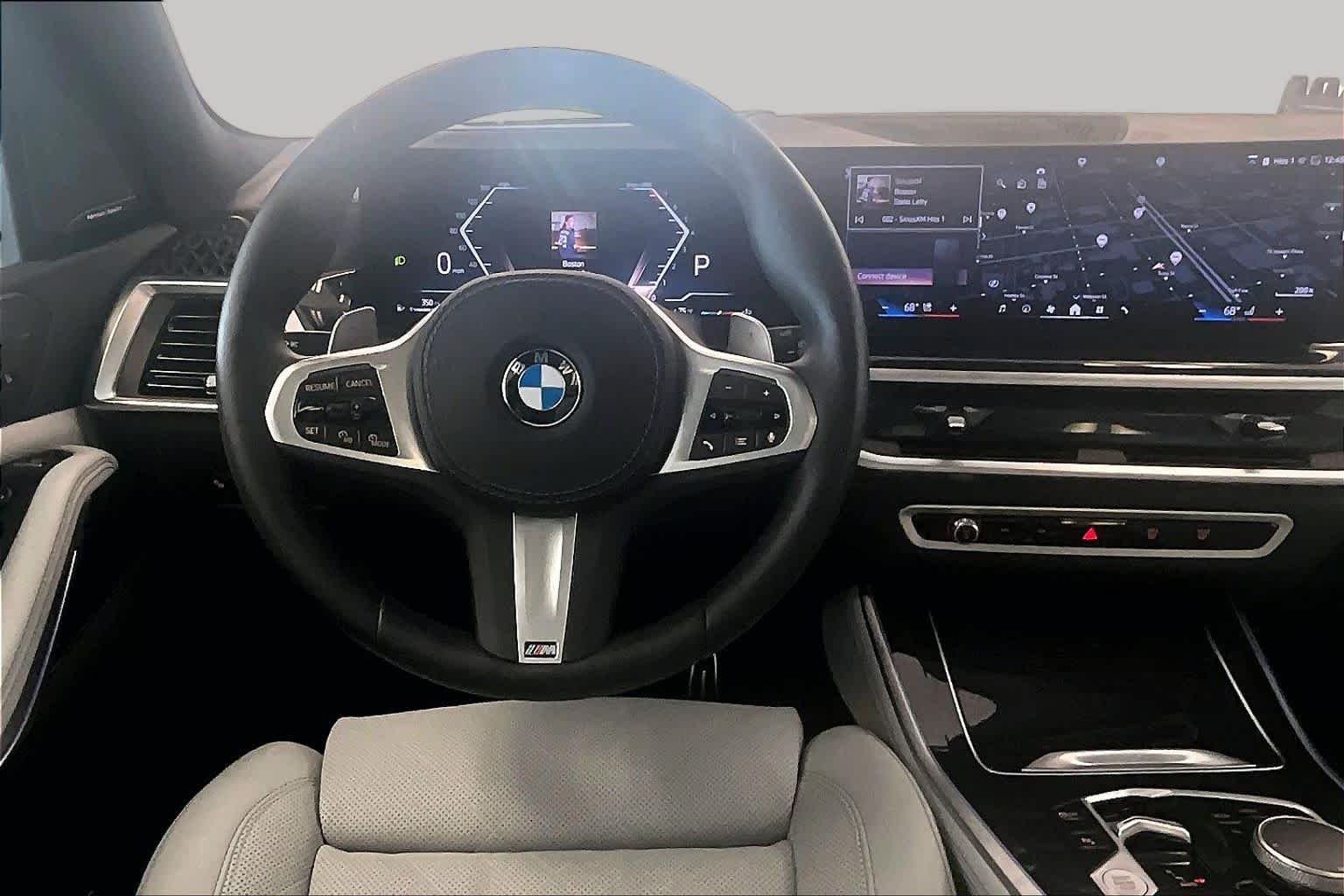 Used 2026 Carbon Black Metallic BMW xDrive40i image 5